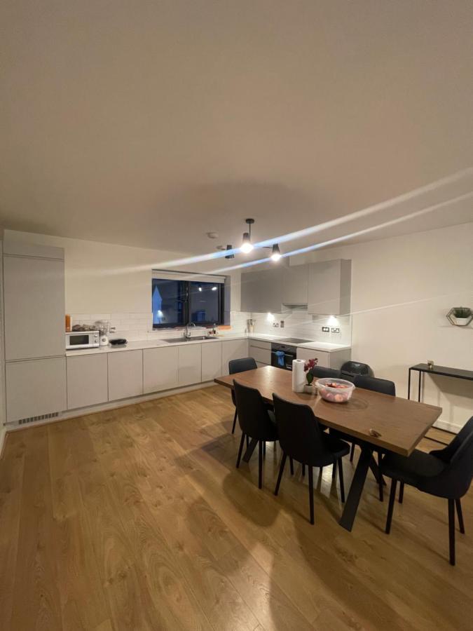 Private Room In A New Shared Apartment ماينوث المظهر الخارجي الصورة